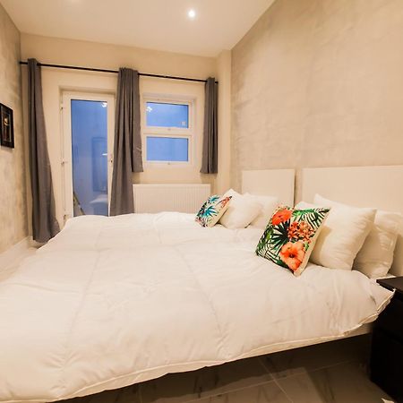 Luxury Fulham 3 Bedroom Garden House لندن المظهر الخارجي الصورة