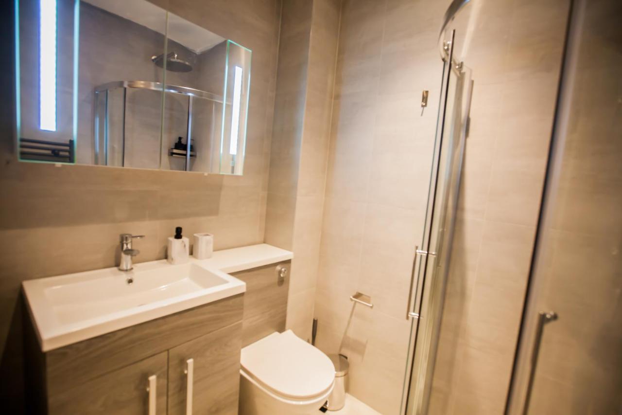 Luxury Fulham 3 Bedroom Garden House لندن المظهر الخارجي الصورة
