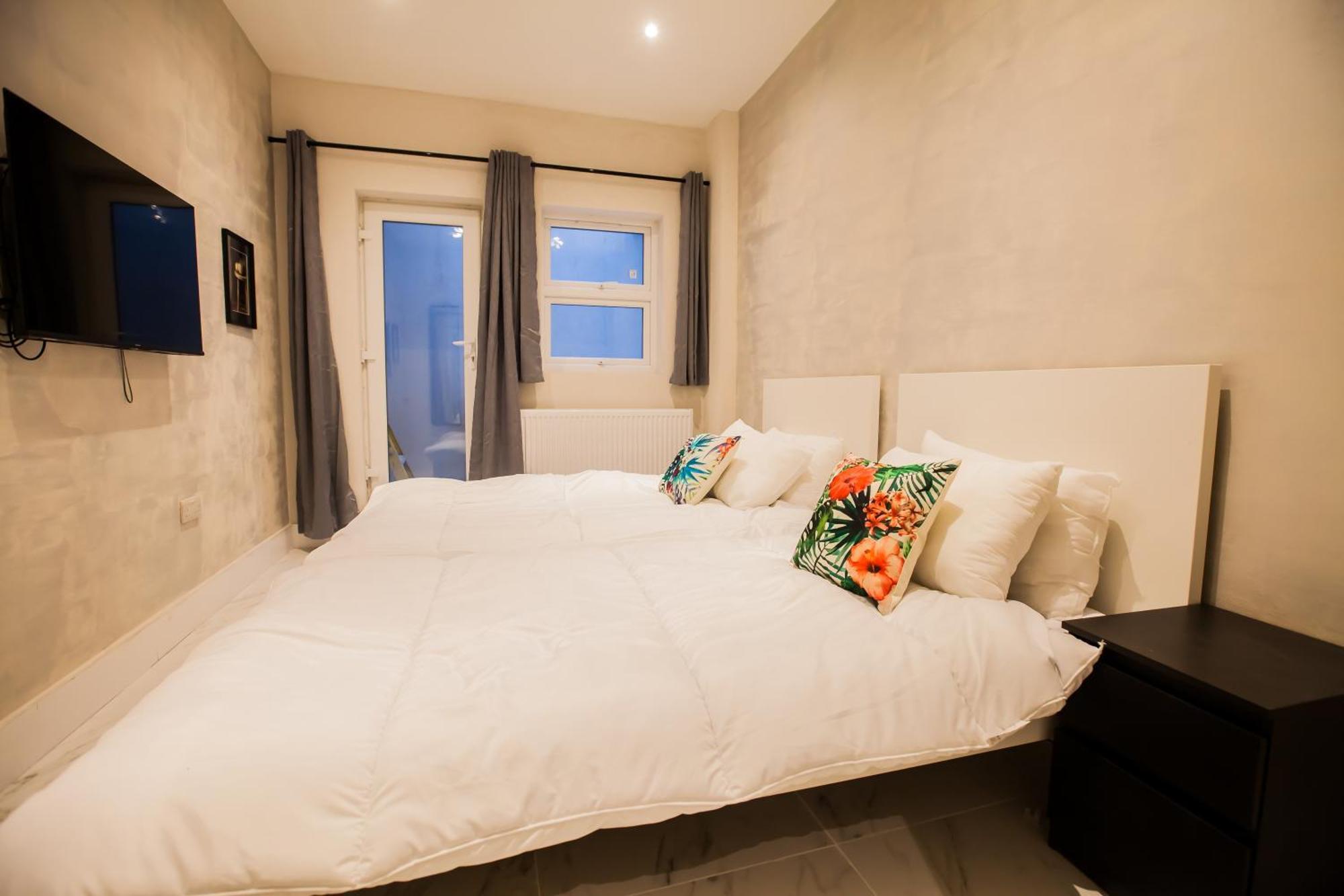 Luxury Fulham 3 Bedroom Garden House لندن المظهر الخارجي الصورة